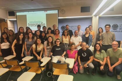 En España, referencia en trabajo de grado de máster universitario